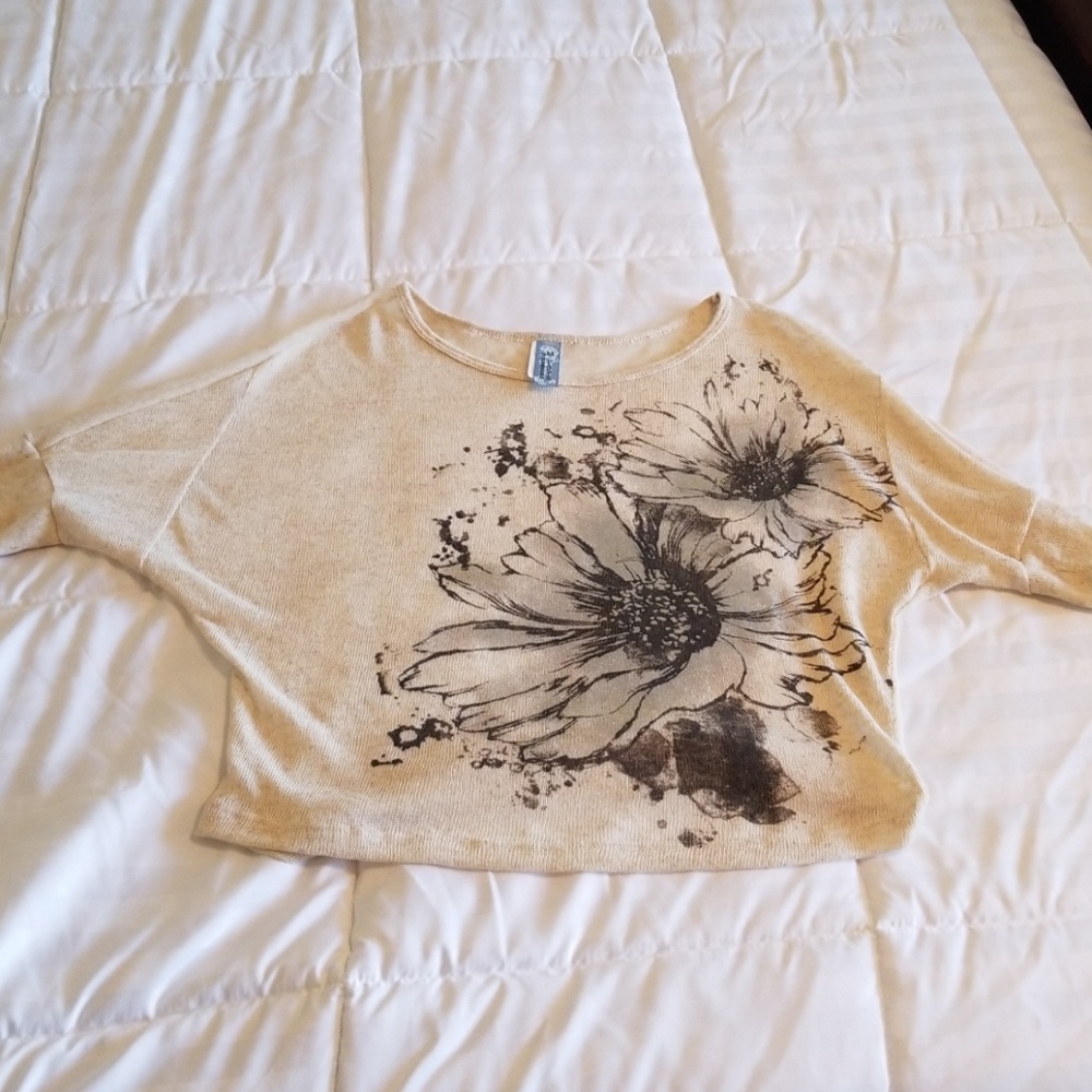 Leightweight Floral Sweater (a9)